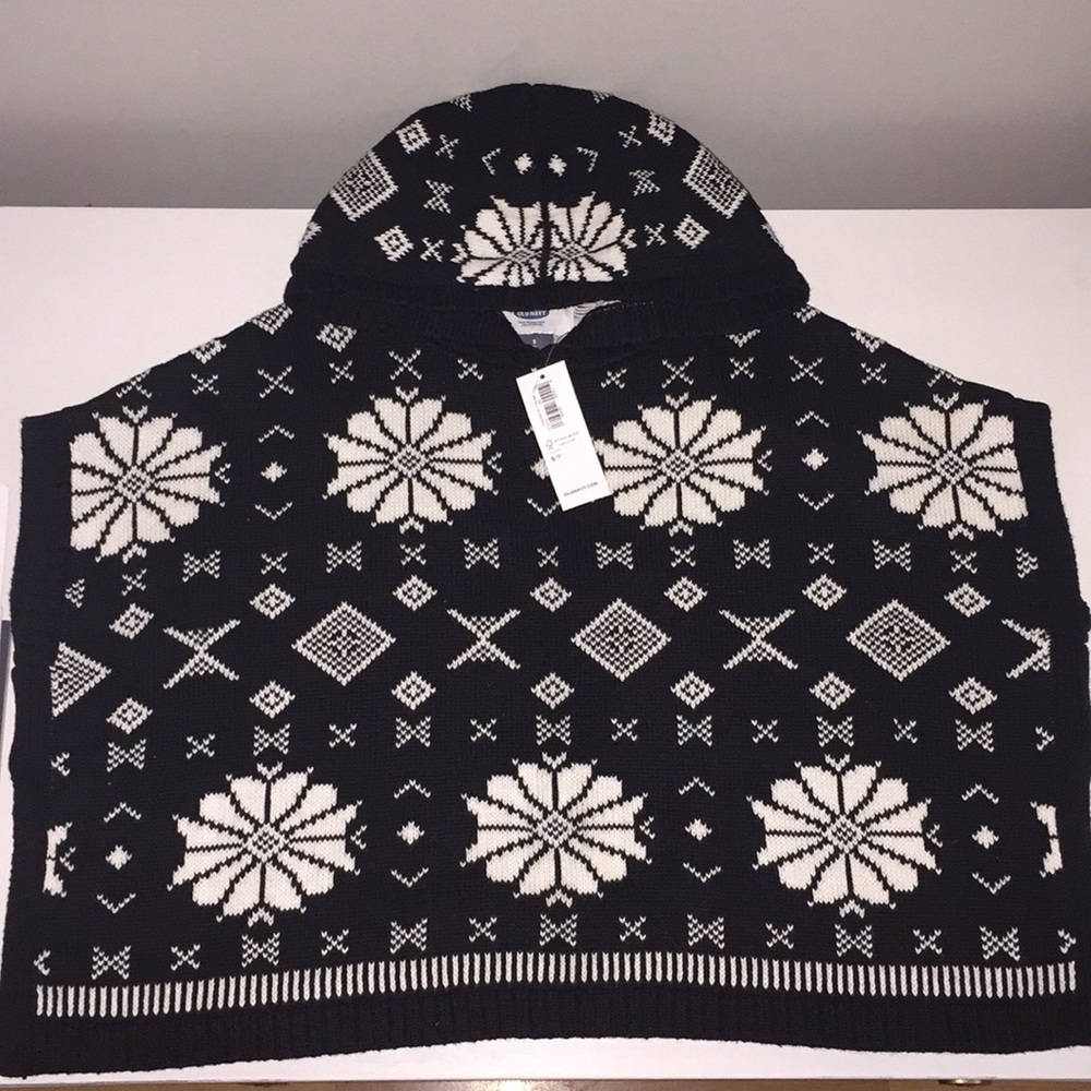 Old Navy Hooded Poncho, NWT